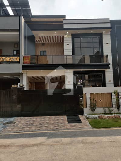 5 Marla Modern Design House For Sale In Parkview City, Lahore