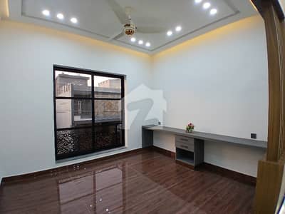 7 Marla House Eden Executive Facing Park