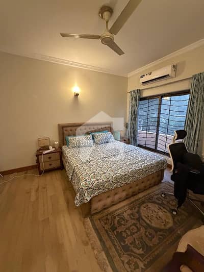 356 Yards Beautiful House For Sale F-11 Islamabad