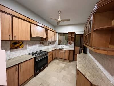 200 Sq. Yds Fully Renovated 3 Bed DD Apartment for Rent Sehar Commercial, DHA Phase 7.