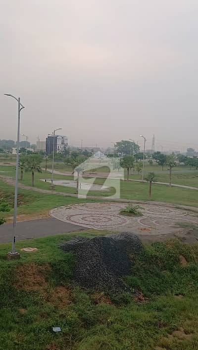 5 Marla Residential Plot Next To Corner Near 80F" Road