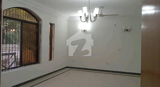 ڈی ایچ اے فیز 1 ڈی ایچ اے ڈیفینس,لاہور میں 5 کمروں کا 1 کنال مکان 2.85 لاکھ میں کرایہ پر دستیاب ہے۔ ڈی ایچ اے فیز 1 ڈی ایچ اے ڈیفینس,لاہور میں 5 کمروں کا 1 کنال مکان 2.85 لاکھ میں کرایہ پر دستیاب ہے۔