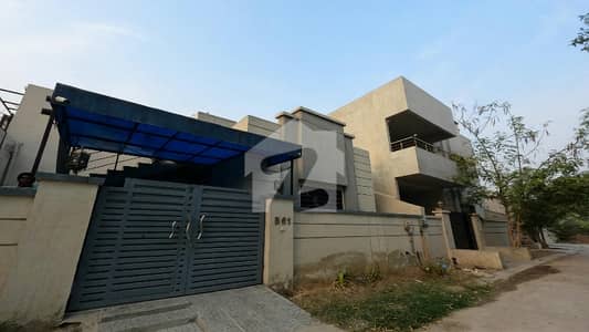 House Of 240 Square Yards Banglow Without Basement Is Available For Sale In Saima Luxury Homes Saima Luxury Homes