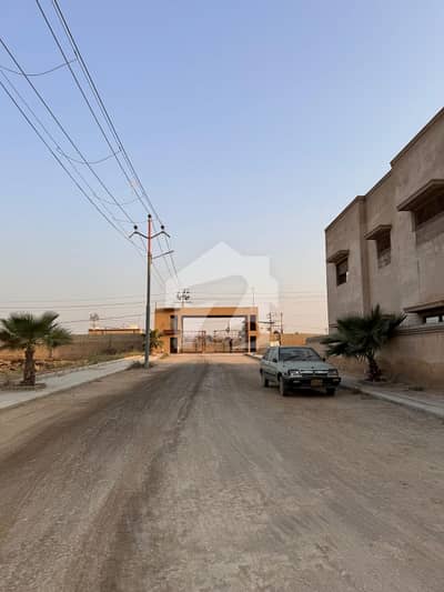 Ali Garh Society Residential Plot Sized 600 Square Yards Is Available