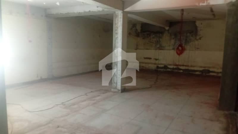 ای ایم ای سوسائٹی لاہور میں 2 کنال Studio عمارت 11.0 لاکھ میں کرایہ پر دستیاب ہے۔ ای ایم ای سوسائٹی لاہور میں 2 کنال Studio عمارت 11.0 لاکھ میں کرایہ پر دستیاب ہے۔