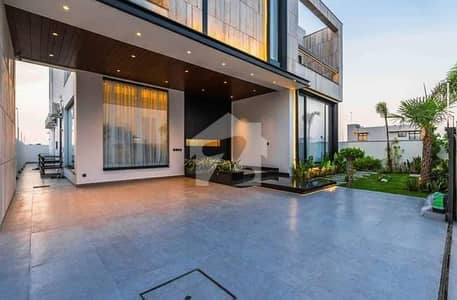 10 MARLA UPPER PORTION BRAND NEW EYE CATCHING ULTRA MODERN FOR RENT NEAR TO RAYA IN LOW PRICE
