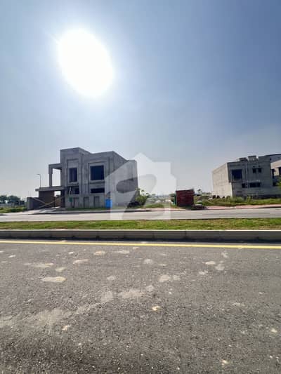 Five Marla Plot In G6 Block | Smart Investment