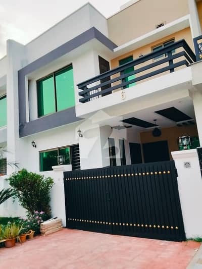 Bahria Enclave Islambad Sector B1 5 Marla House Available For Sale