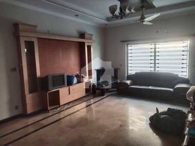 Kanal upper portion for rent bahria town phase 4