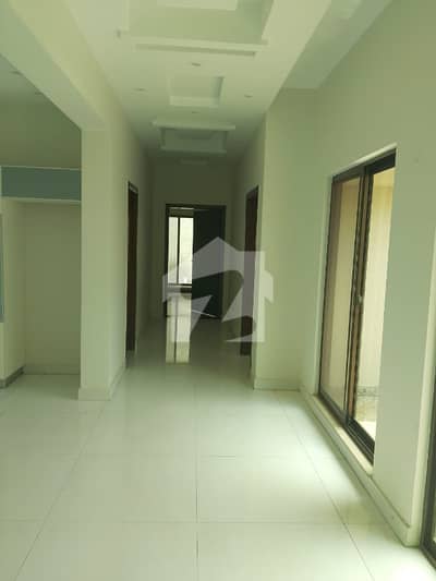 1 KANAL HOUSE DOUBLE UNIT READY FOR SALE IN DHA PHASE 6