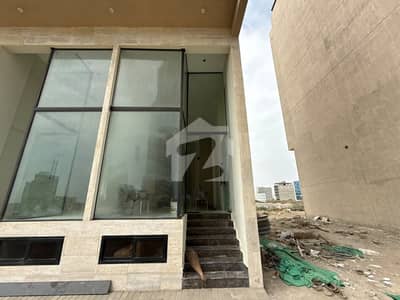 ڈی ایچ اے فیز 8 ڈی ایچ اے ڈیفینس,کراچی میں 2 مرلہ Studio دکان 2.6 کروڑ میں برائے فروخت۔