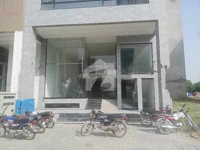 ڈی ایچ اے فیز 8 - کمرشل براڈوے ڈی ایچ اے فیز 8,ڈی ایچ اے ڈیفینس,لاہور میں 8 مرلہ Studio دکان 3.25 لاکھ میں کرایہ پر دستیاب ہے۔