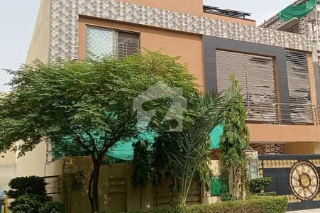 بحریہ آرچرڈ فیز 1 بحریہ آرچرڈ,لاہور میں 7 کمروں کا 10 مرلہ مکان 4.3 کروڑ میں برائے فروخت۔