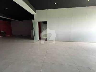 16 Marla Golf Facing Commercial Floor For Rent Defence Raya, DHA Lahore