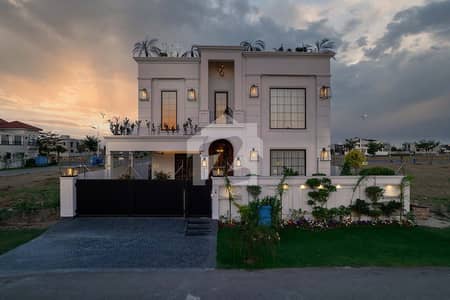 100% ORIGNAL KANAL EYE CATCHING SUPERB LUXURY BUNGALOW FOR SALE ON TOP LOCATION 100% ORIGNAL KANAL EYE CATCHING SUPERB LUXURY BUNGALOW FOR SALE ON TOP LOCATION