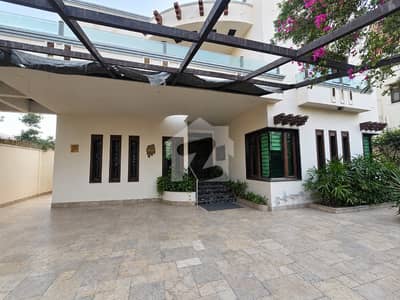 1000 sq yds bungalow for sale zone A phase 8