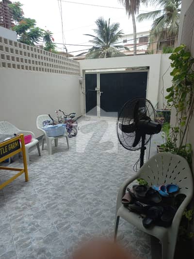 TURKISH-STYLE LUXURY TOWNHOUSE FOR SALE | PECHS BLOCK 6