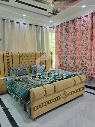 G13 25x40 upper Portion available for rent