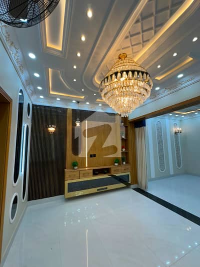 5 Marla Brand New Upper Portion For Rent In Crystal Block, Lahore 5 Marla Brand New Upper Portion For Rent In Crystal Block, Lahore