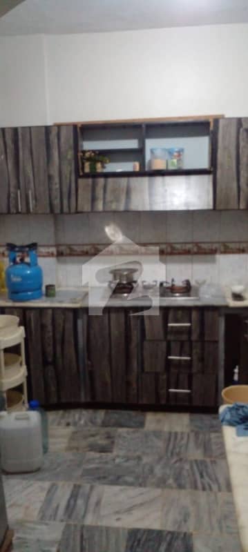 3BDD 1450 SQFT 3 FLOOR CORNER WEST OPEN VERY GOOD CONDITION. . . 3BDD 1450 SQFT 3 FLOOR CORNER WEST OPEN VERY GOOD CONDITION. . .
