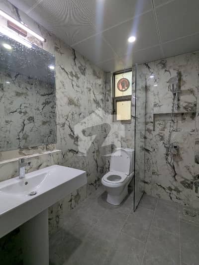 12 Marla Ready To Move Apartment Available For Rent