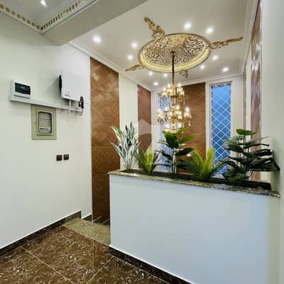 10 Marla Most Luxurious House For Sale In Overseas Bahria Town Phase 8
