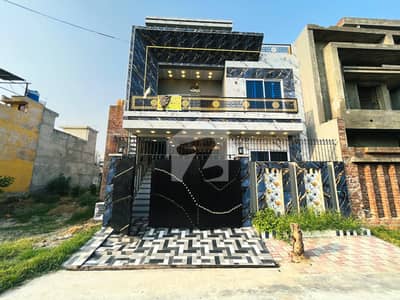 الرحمان گارڈن فیز 2 الرحمان گارڈن,لاہور میں 5 کمروں کا 5 مرلہ مکان 2.2 کروڑ میں برائے فروخت۔ الرحمان گارڈن فیز 2 الرحمان گارڈن,لاہور میں 5 کمروں کا 5 مرلہ مکان 2.2 کروڑ میں برائے فروخت۔
