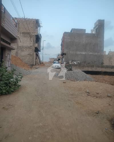 80 Sqyds Plot For Sale, Cheap Price, Old Extension, Highted Location.