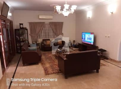Banglow For Sale In Gulistan E Jauahr Block 2