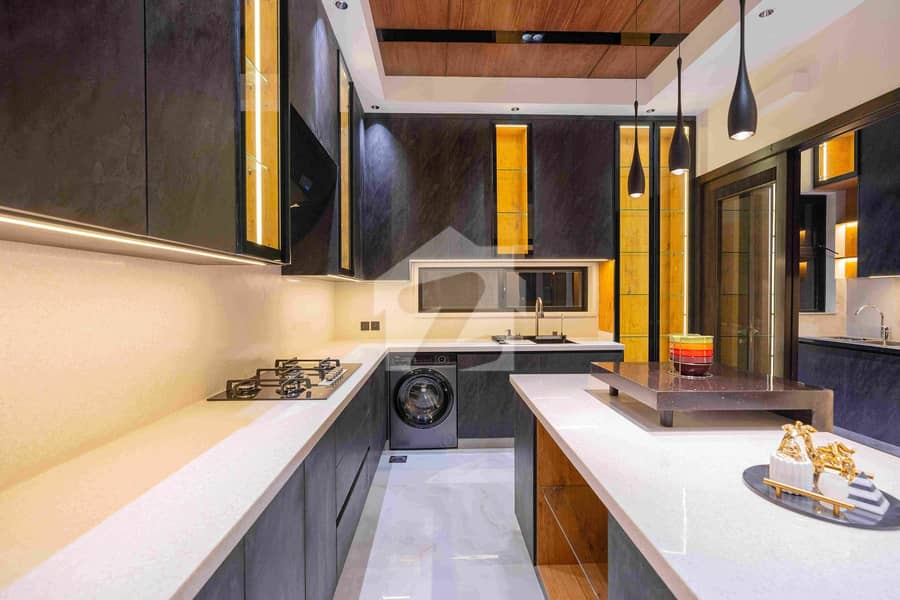 3-Room 118 Sq. Yd. Apartment in Wadhu Wah Road