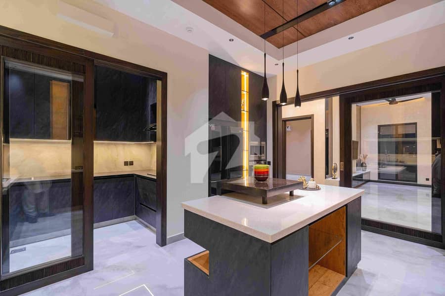 3-Room 118 Sq. Yd. Apartment in Wadhu Wah Road — view 2