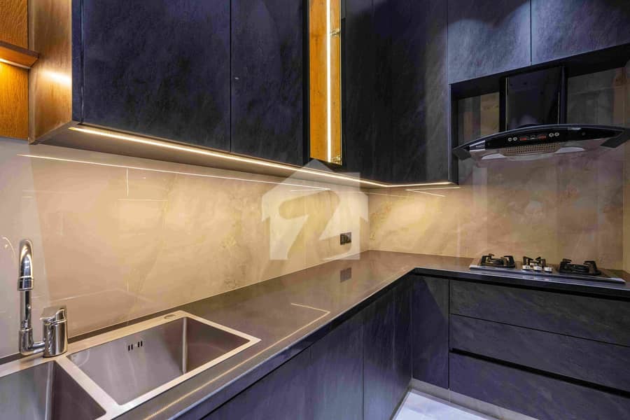 3-Room 118 Sq. Yd. Apartment in Wadhu Wah Road — view 4