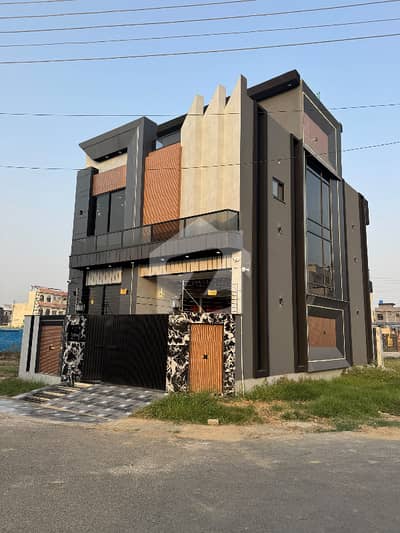 5 Marla Corner Beautiful Ultra Modern House For Sale