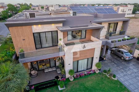 ANW REAL ESTATE PROUDLY OFFERS: 2 KANAL ELEGANT AND FULLY MAINTAINED SUPER HOT LOCATED BUNGALOW IS AVAILABLE IN THE BEST BLOCK OF DHA PHASE 2 - LAHORE.