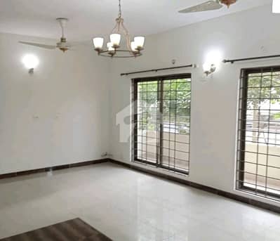 Flat Sized 10 Marla Is Available For Rent In Askari 11