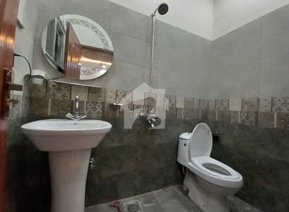 Spacious House Is Available For Sale In Ideal Location Of Alfalah Town