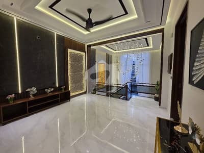 A Well Designed Corner House Is Up For Sale In An Ideal Location In Lahore