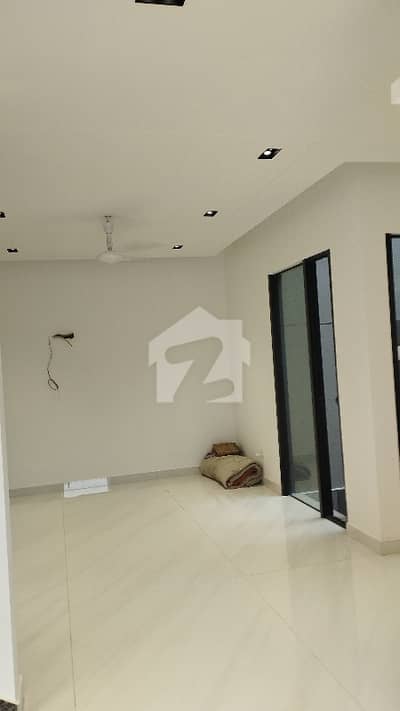 Spacious 2 Bedroom Drawing Dining Flat in Family Building Near SKBZ College, Rahat Commercial  Description