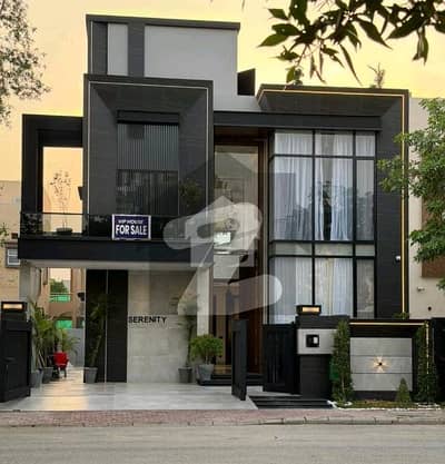 Get A 10 Marla House For sale In Bahria Town - Sector C