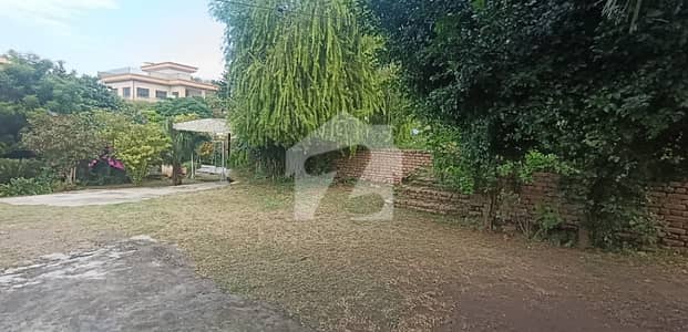 اڈیالہ روڈ راولپنڈی میں 3 کمروں کا 2 کنال فارم ہاؤس 27.0 لاکھ میں برائے فروخت۔