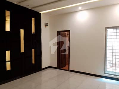 Highly-Desirable 10 Marla House Available In Awasia Housing Society