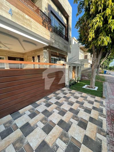 Brand New 8 Marla Complete House Available For Rent In Reasonable Price And Prime Location Bahria Enclave Isalmabad Sector G
