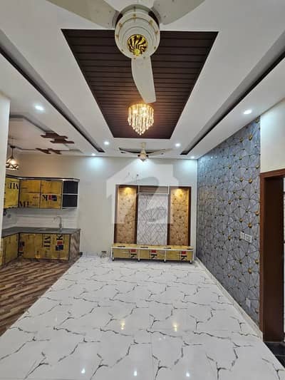 In Central Park Housing Scheme Upper Portion For Rent Sized 1 Kanal