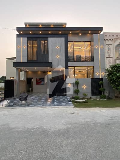 10 Marla House for Sale in DHA Phase 7 Lahore 10 Marla House for Sale in DHA Phase 7 Lahore
