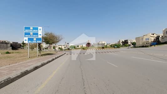 Bahria Town Rwp/Isb Phase8 Rafi Commercial 2.5Marla (20*30)Sized Available For Sale Bahria Town Rwp/Isb Phase8 Rafi Commercial 2.5Marla (20*30)Sized Available For Sale