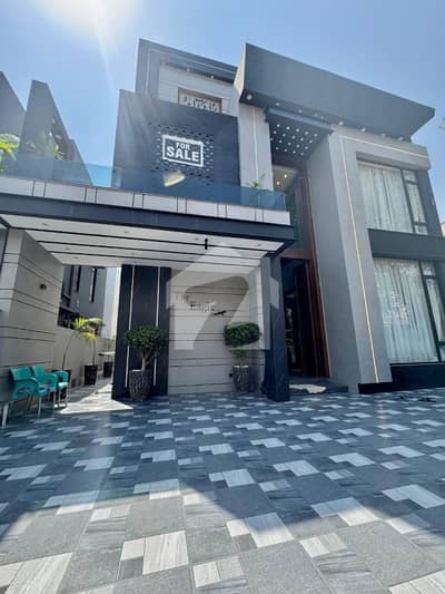 Ready-to-Move Brand New 10 Marla House For Sale