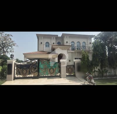 ڈی ایچ اے فیز 6 ڈی ایچ اے ڈیفینس,لاہور میں 5 کمروں کا 1 کنال مکان 4.9 لاکھ میں کرایہ پر دستیاب ہے۔
