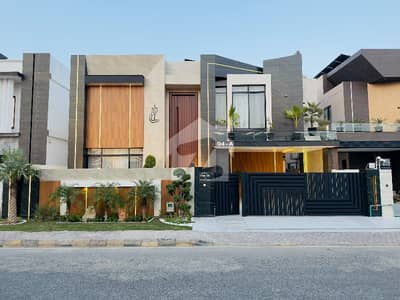 20 Marla Furnish Modern Elevation Brand New House Available On 80'Ft Road Available For Sale In Royal Orchard