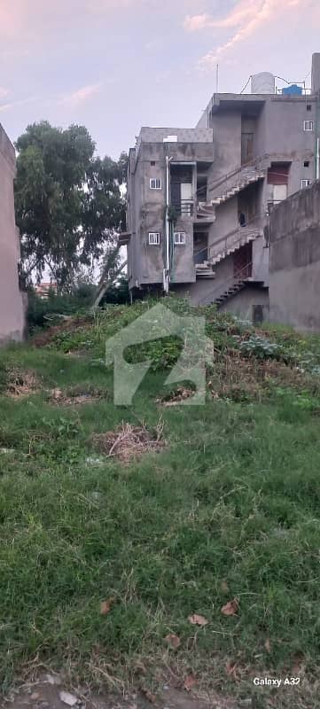 GULBERG Residencia V block 10 Marla GULBERG Residencia V block 10 Marla