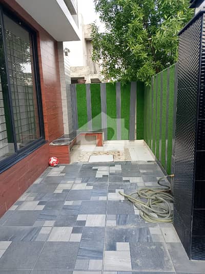 6 Marla House Available for Sale in Cant View Society